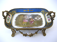 Image: S&egrave;vres Dish (Cat. no. 46.00013)