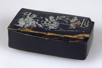 Snuffbox