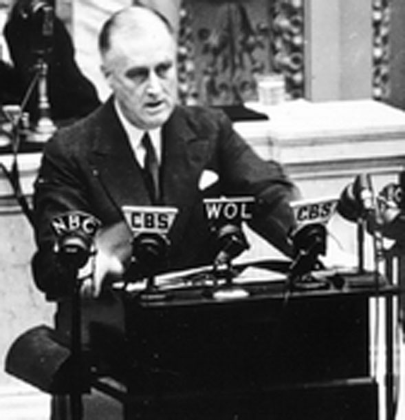 http://www.senate.gov/artandhistory/history/resources/graphic/xlarge/FDR1938.jpg