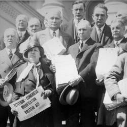 Hiram Bingham (R-CT) with Petitioners, April 1932
