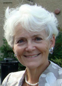 Linda Gustitus