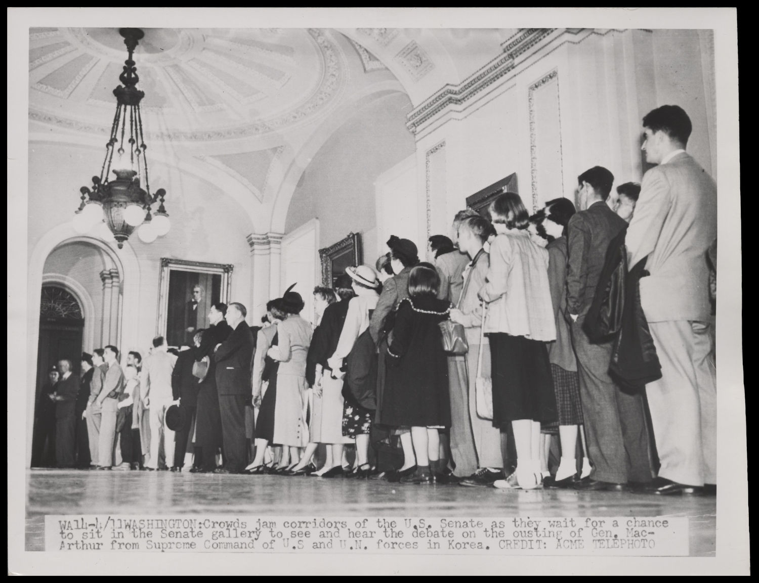 Crowds Jam Corridors of Senate (Acc. No. 38.01196.001)