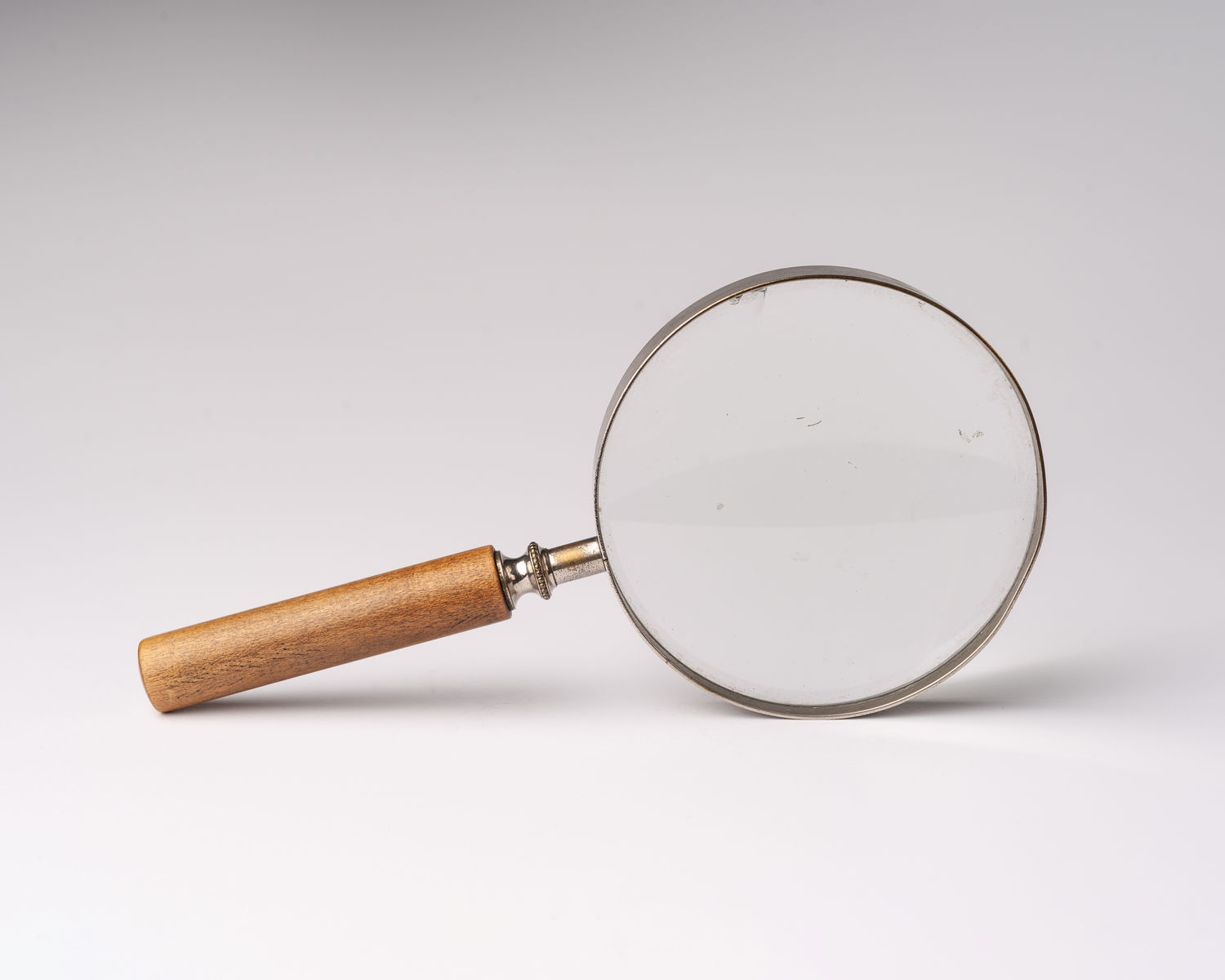 Magnifying Glass (Acc. No. 43.00002.001)
