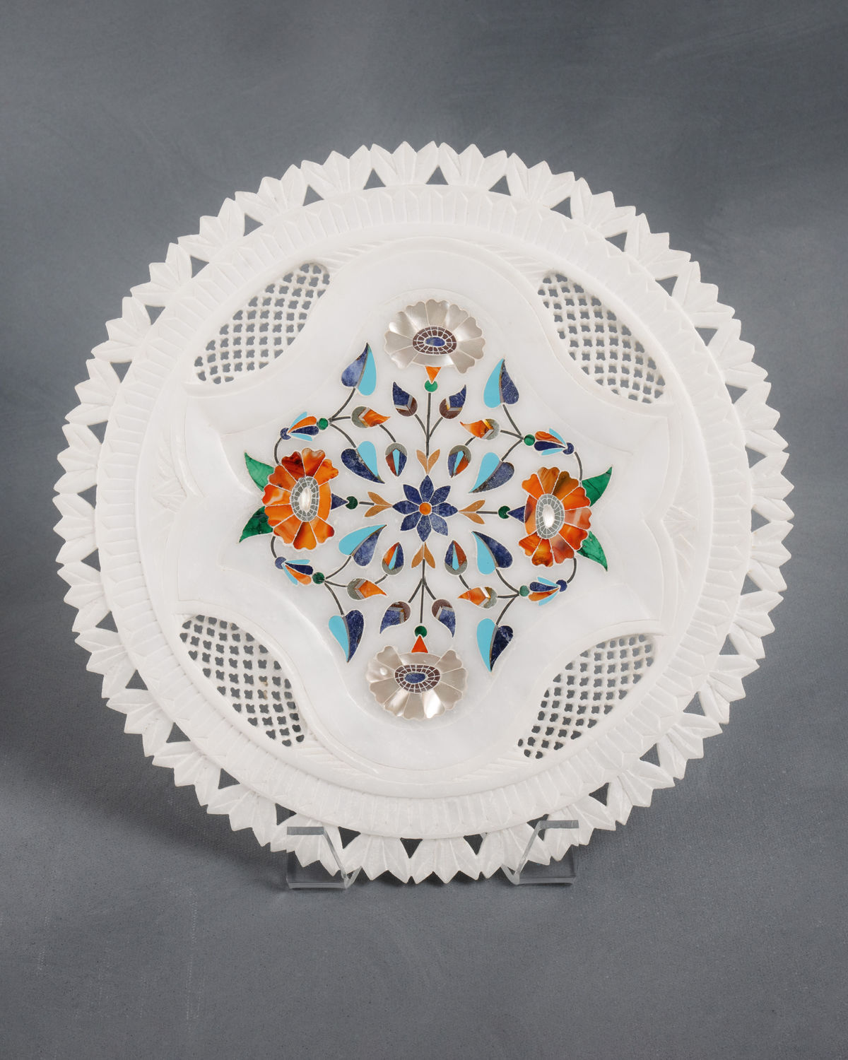 Pietra Dura Box and Plate (Acc. No. 45.00006.001-002)