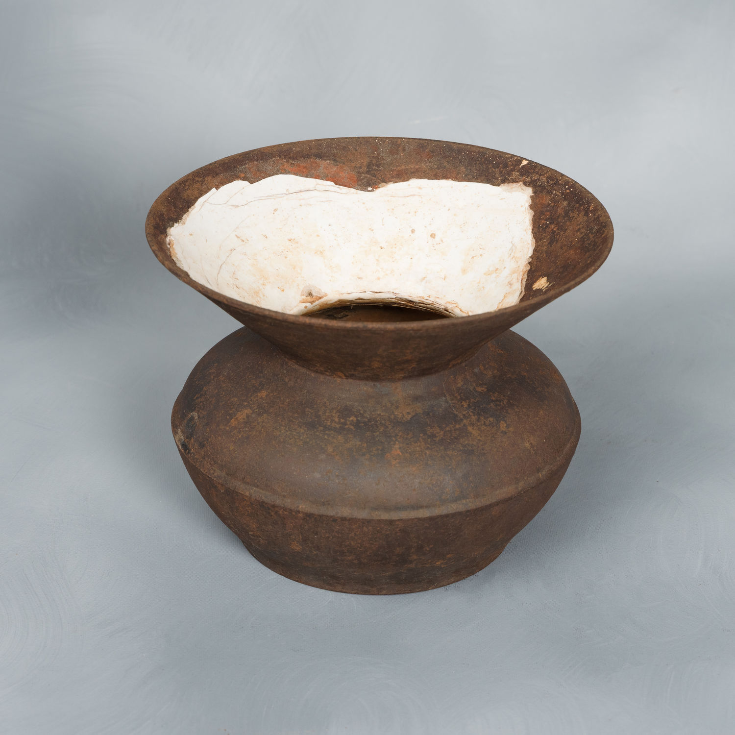 Spittoon (Acc. No. 51.00026.001)