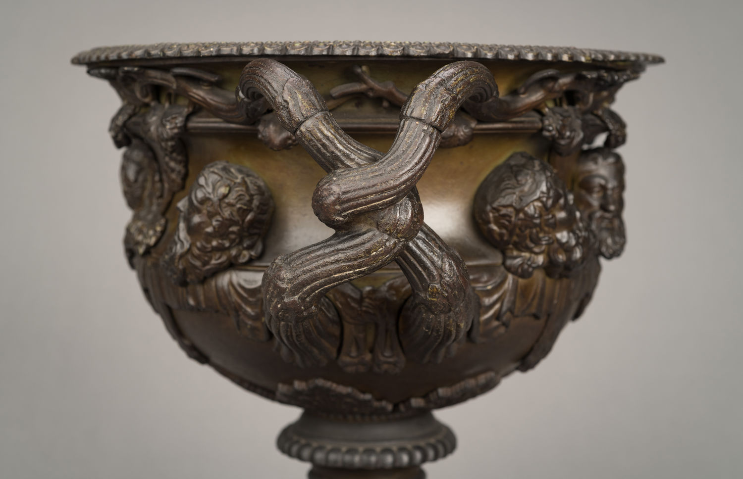 Warwick Vase on Pedestal (Acc. No. 53.00021.000)