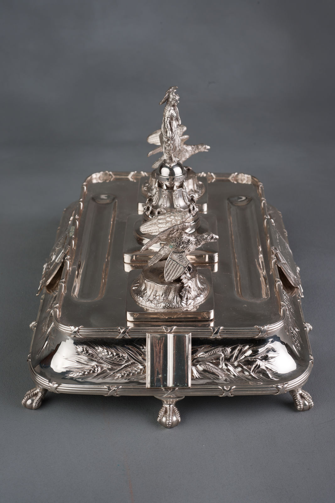 Inkstand with Inkwell (Acc. No. 57.00010.001)