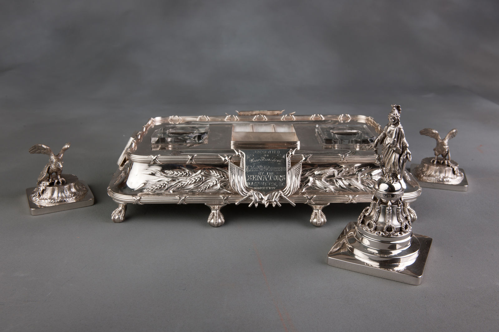 Inkstand with Inkwell (Acc. No. 57.00010.001)