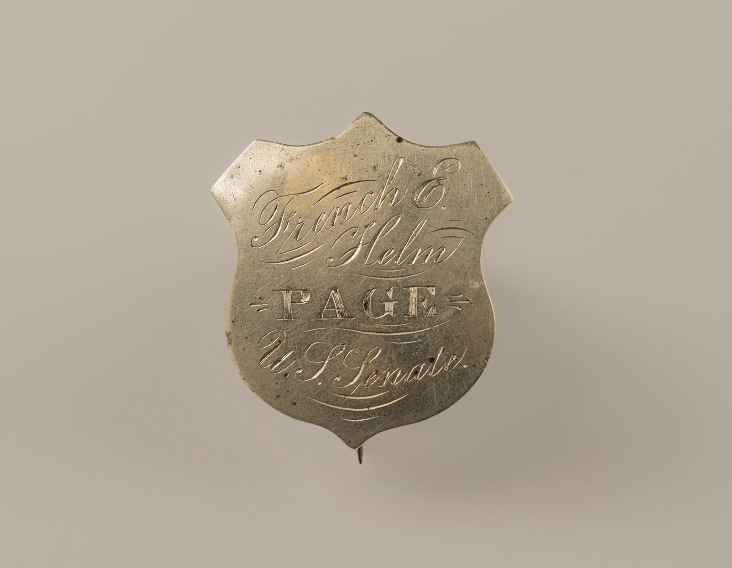Badge, United States Senate Page (Acc. No. 57.00037.001)