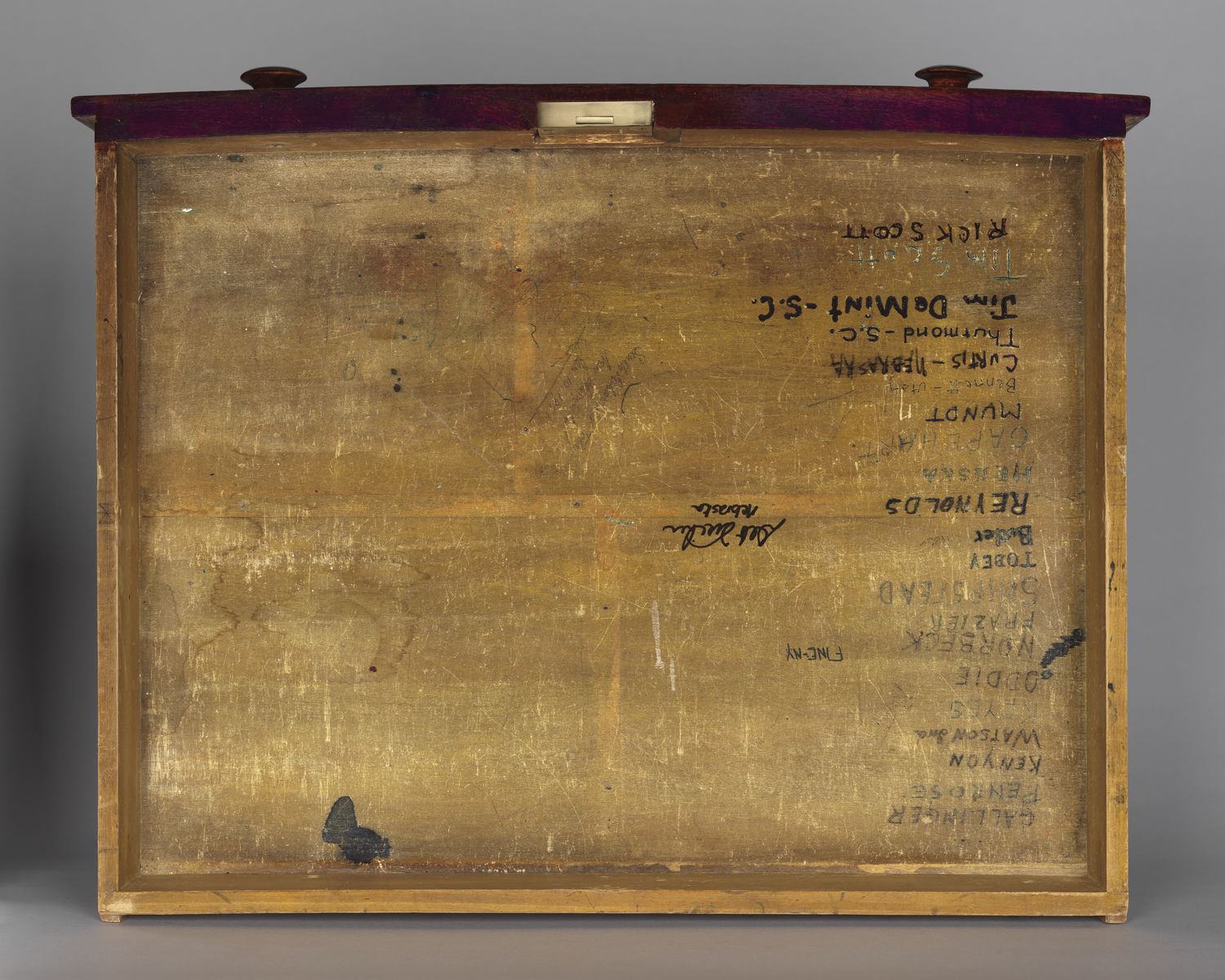 Desk 7 (VII)