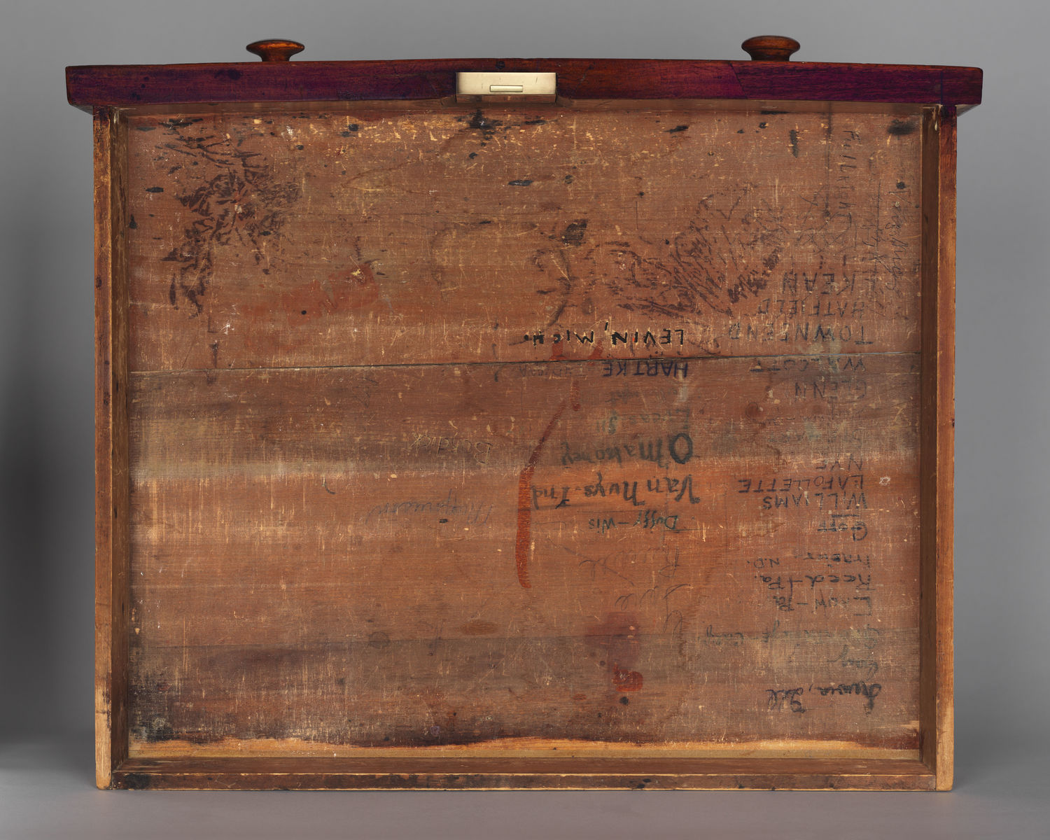 Desk  14 (XIV)