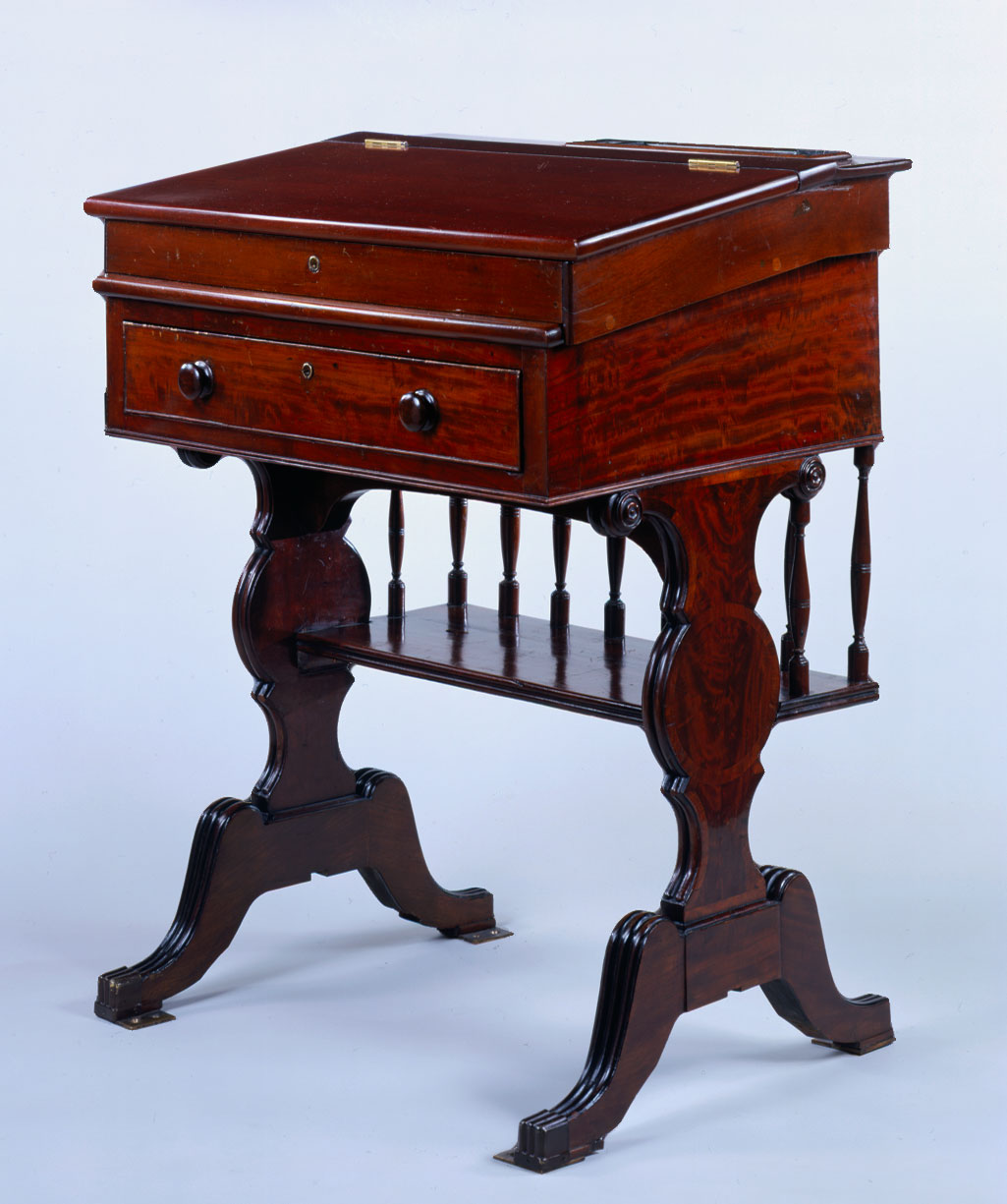 Desk  15 (XV)
