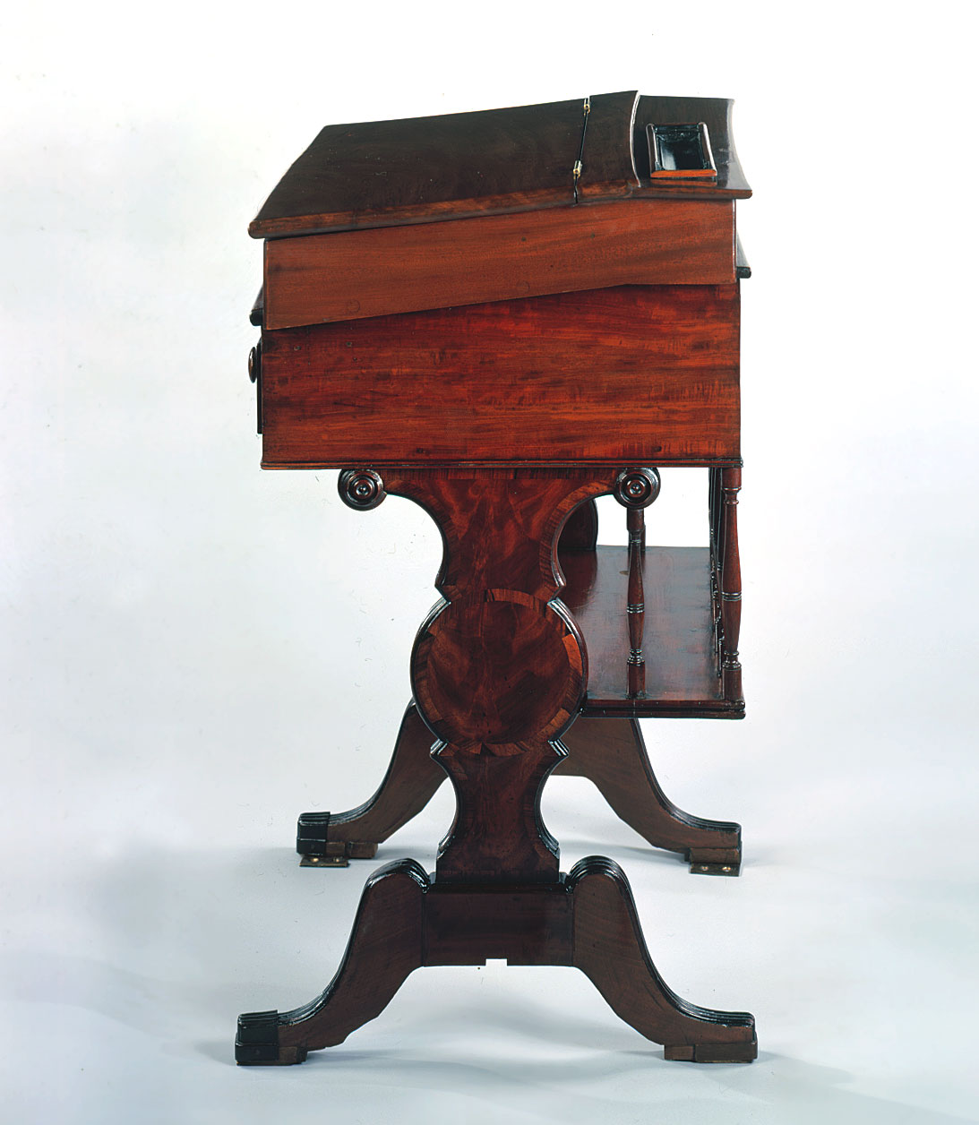 Desk  20 (XX)