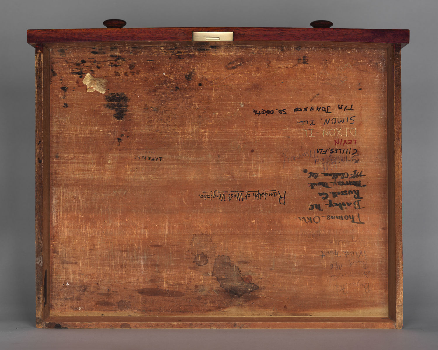 Desk  36 (XXXVI)