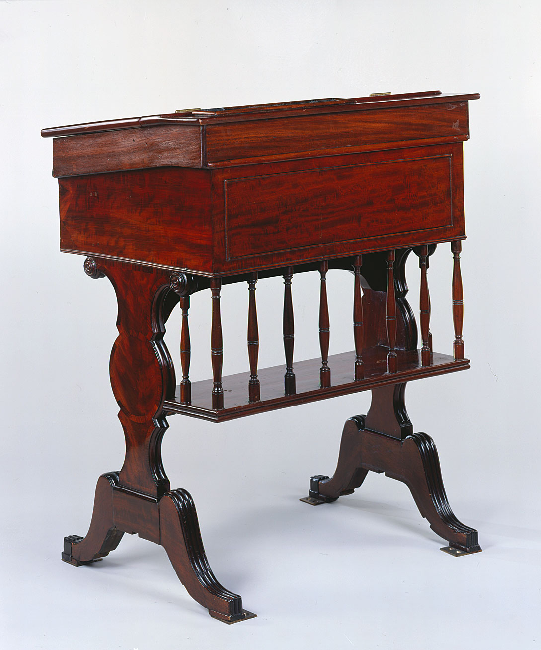 Desk  40 (XL)
