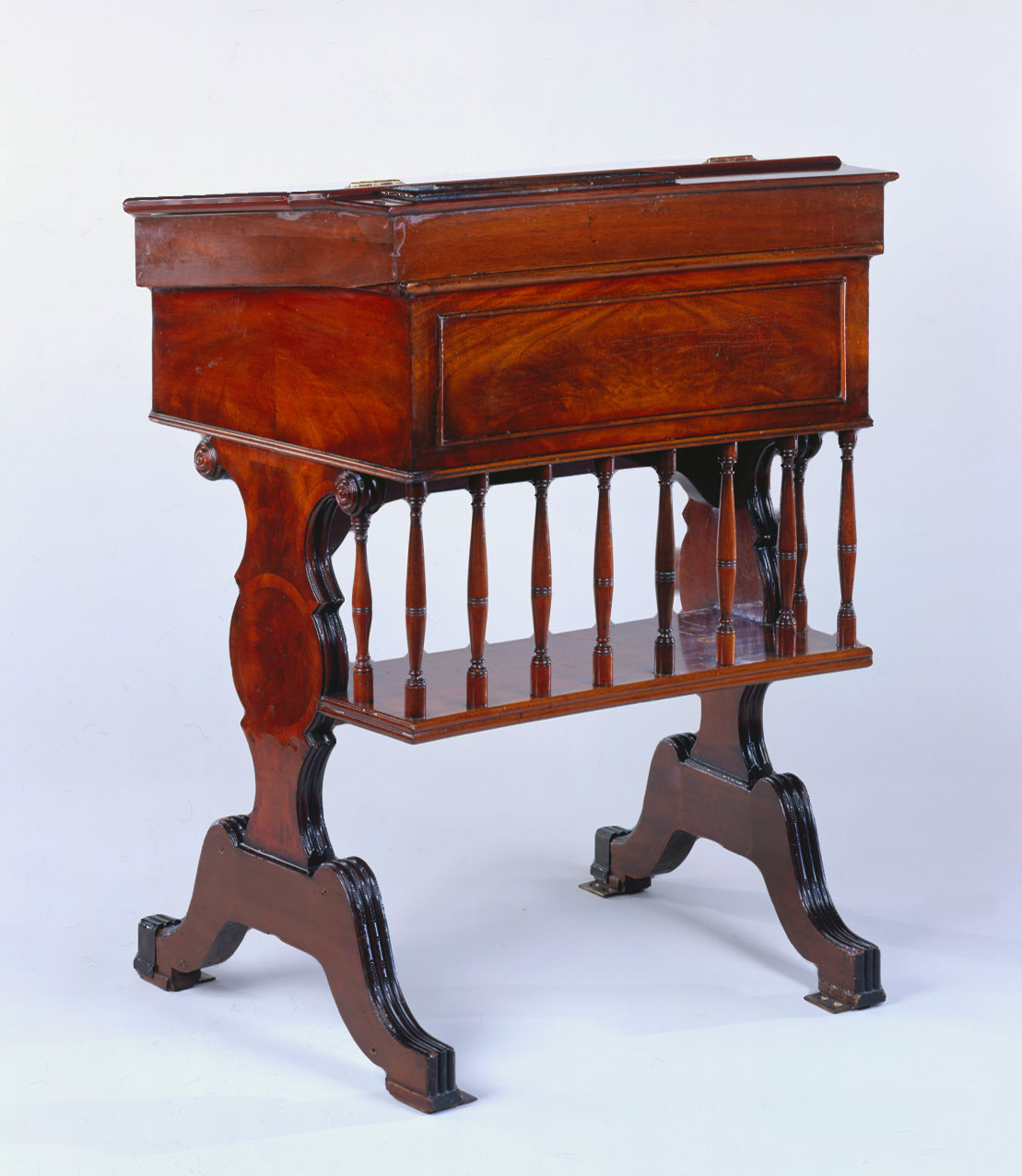 Desk  48 (XLVIII)