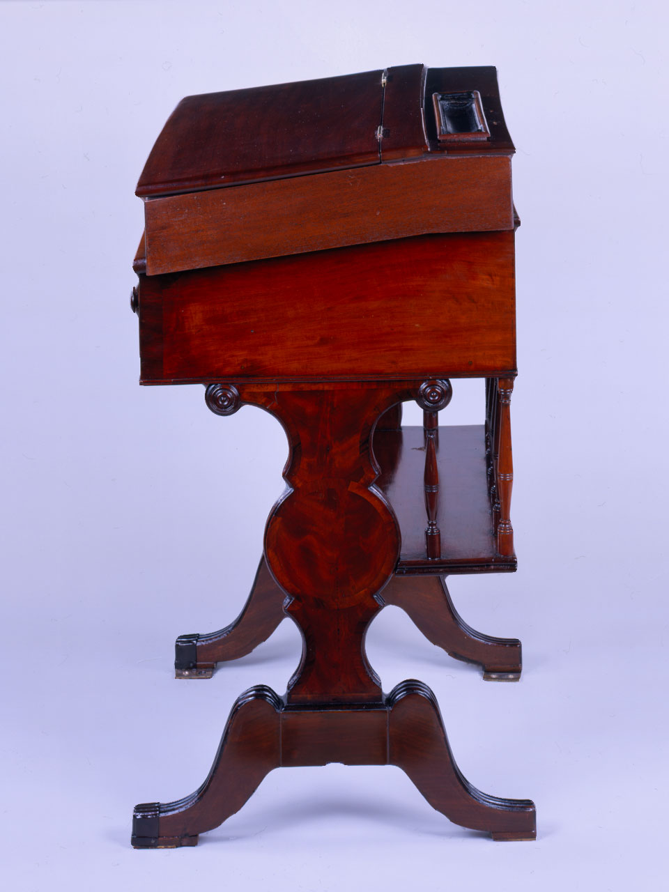Desk  61 (LXI)