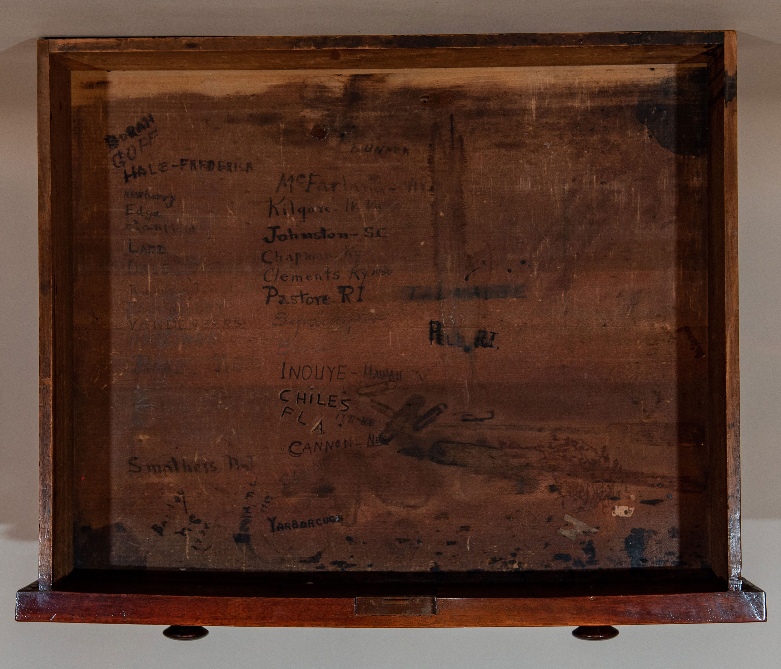 Desk  67 (LXVII)