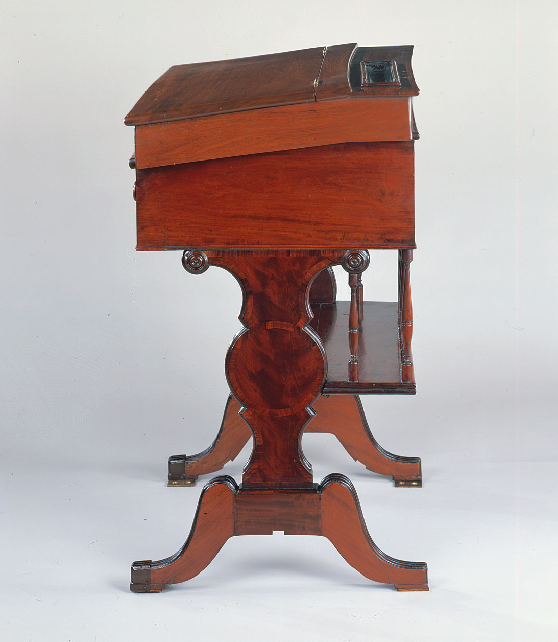 Desk  68 (LXVIII)