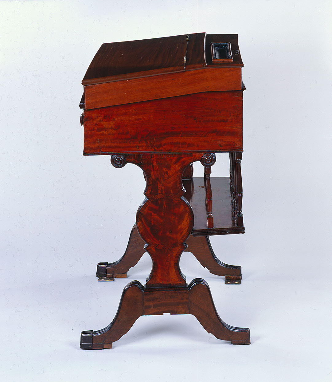 Desk  74 (LXXIV)
