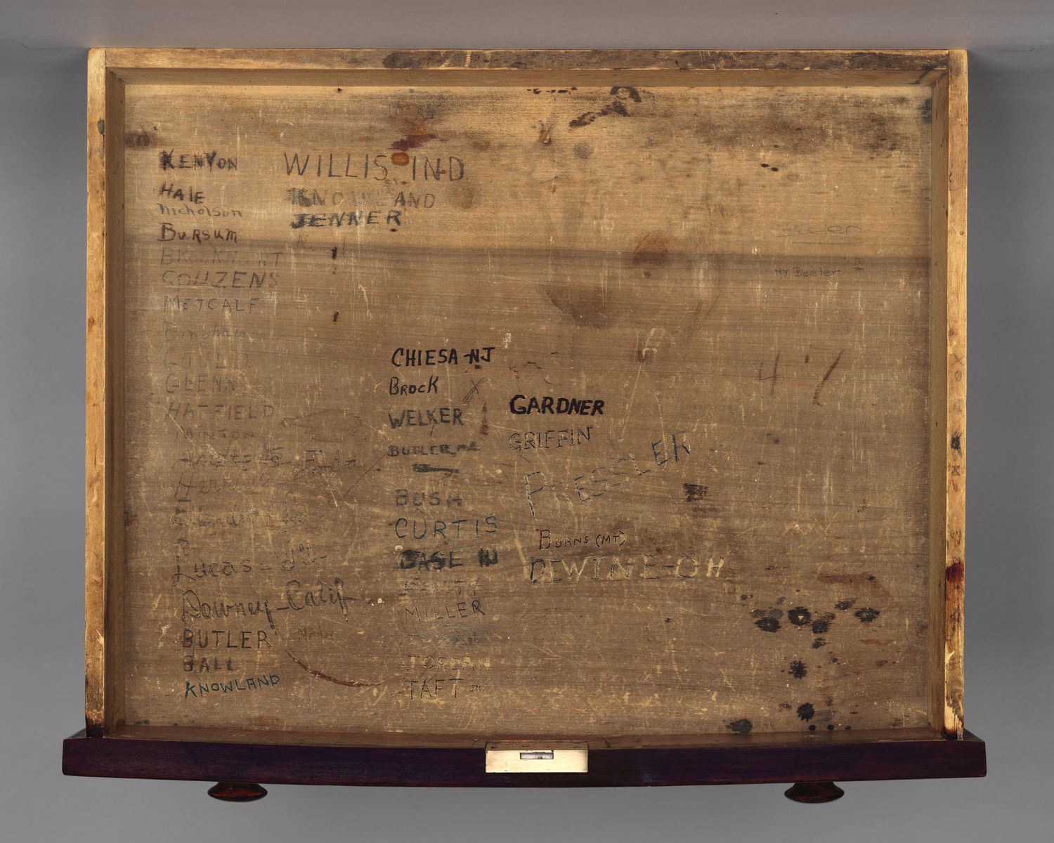 Desk  78 (LXXVIII)