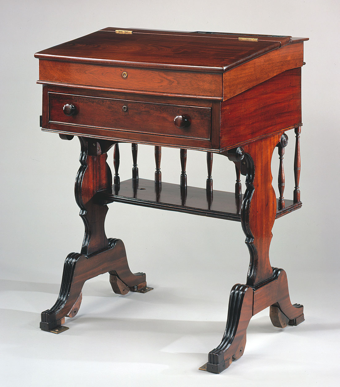 Desk  80 (LXXX)