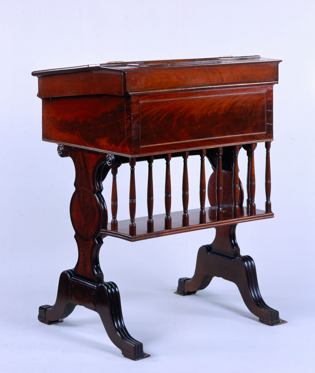 Desk  84 (LXXXIV)