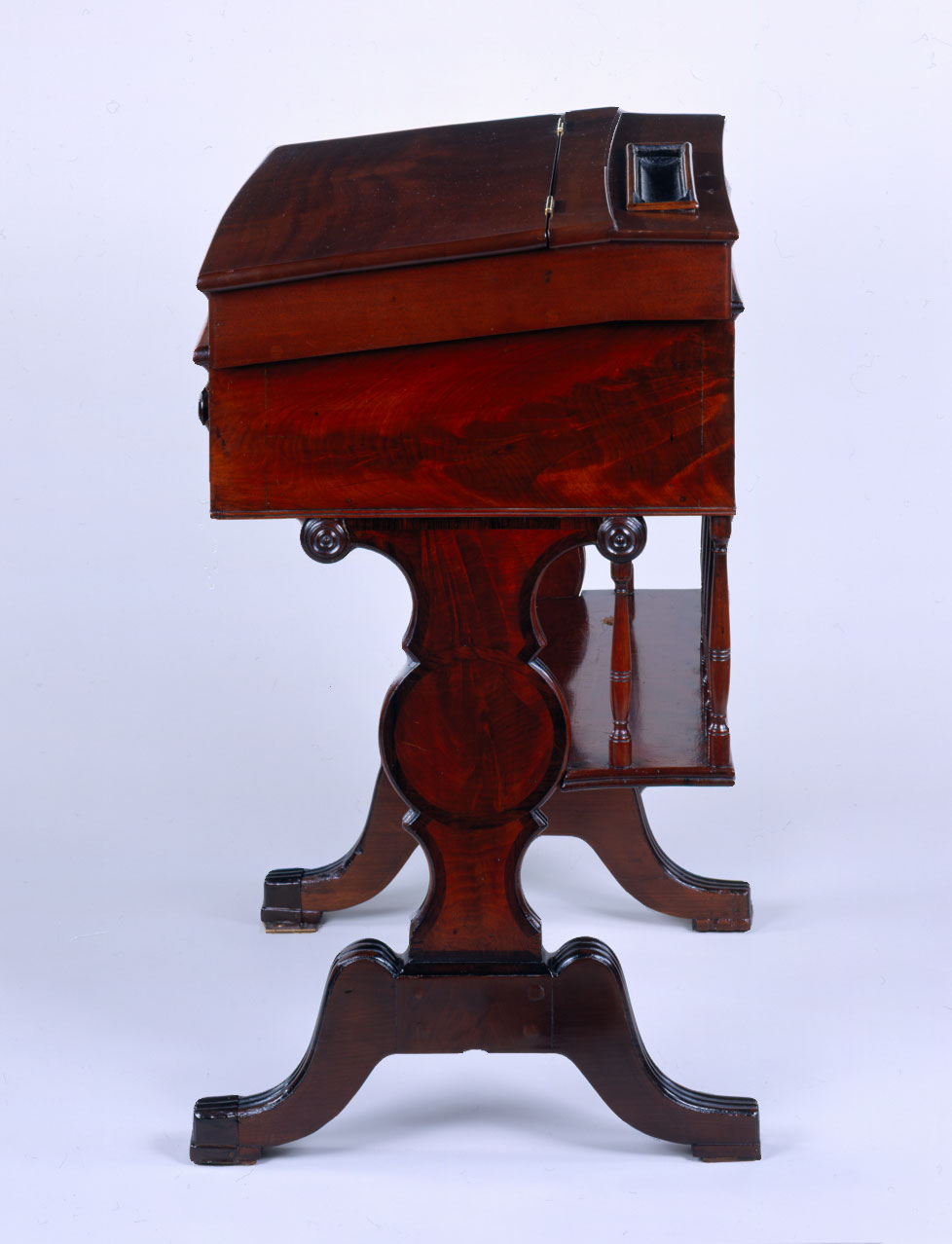 Desk  84 (LXXXIV)