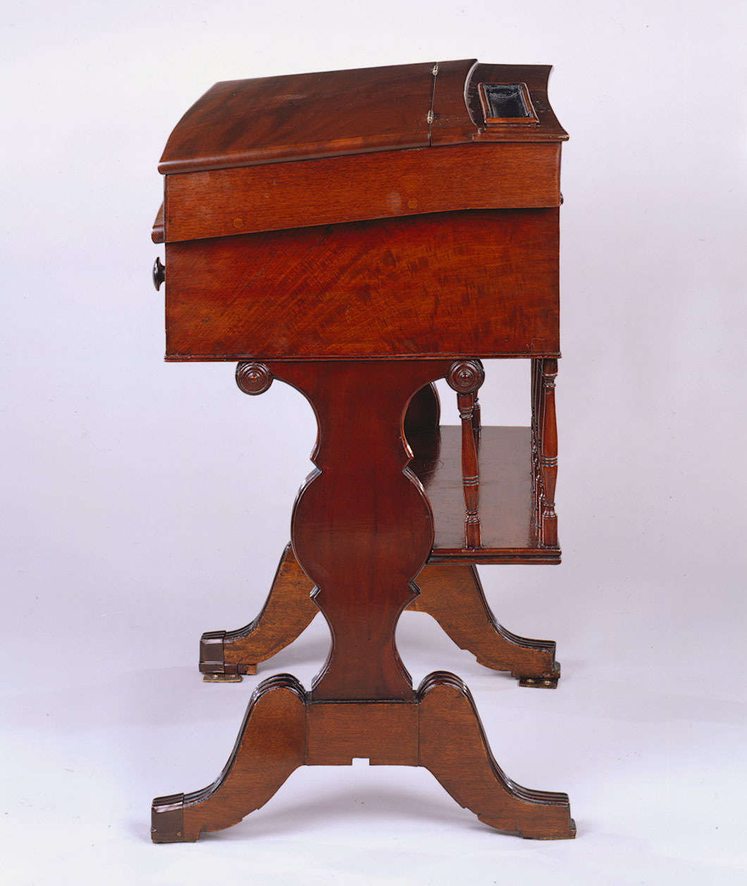 Desk  88 (LXXXVIII)