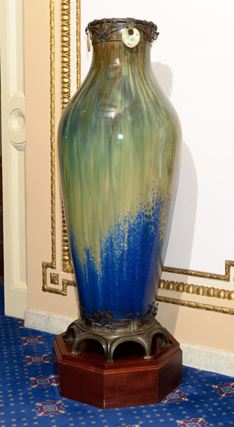 Sèvres Vase (Acc. No. 46.00008.001)