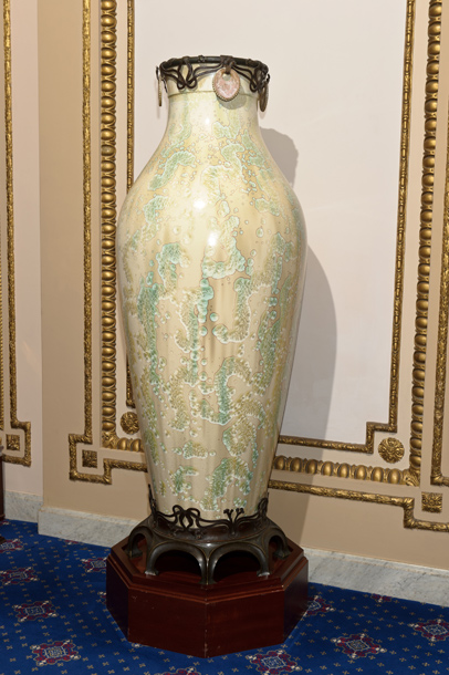 Sèvres Vase (Acc. No. 46.00008.002)