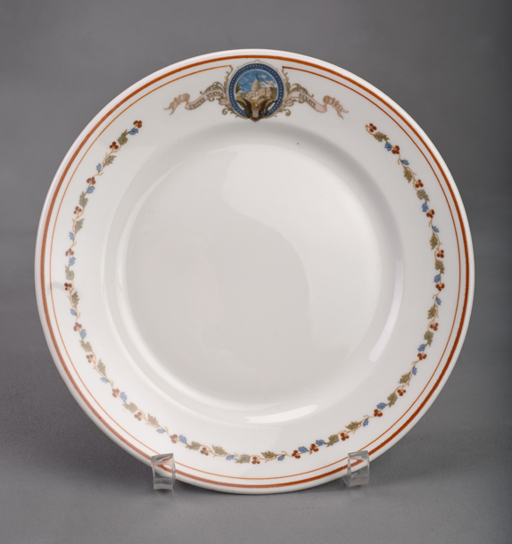 Restaurantware Plate, United States Senate (Acc. No. 46.00040.000)