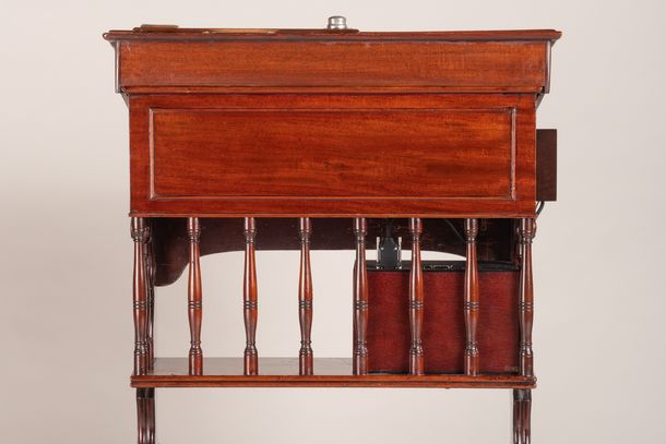 Image: Desk Bookshelf