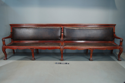 Image: Senate Reception Room Bench Before Restoration 