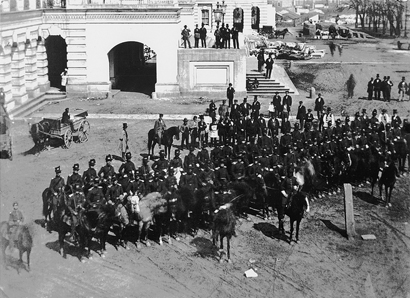 Union Soldiers at Capitol