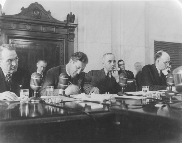 Senator Truman chairs a congressional hearing