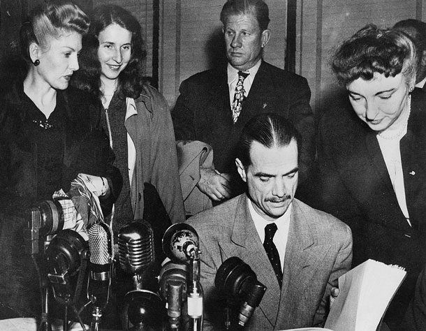 Howard Hughes testifying in the Senate